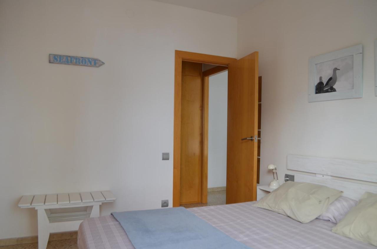 Seafront Sitges Apartment ภายนอก รูปภาพ